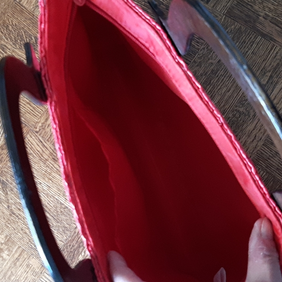 Handbag - Picture 3 of 3